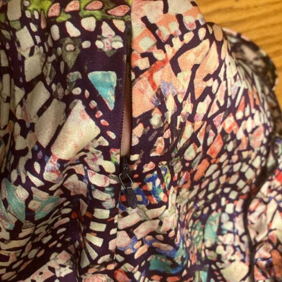 Doncaster Sleeveless Silk Top - Picture 6 of 7